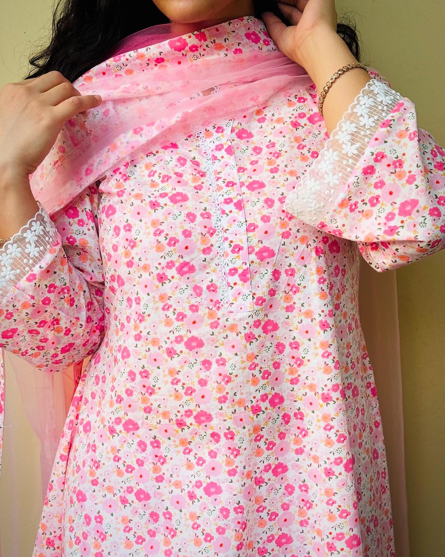 Falak Suit Set