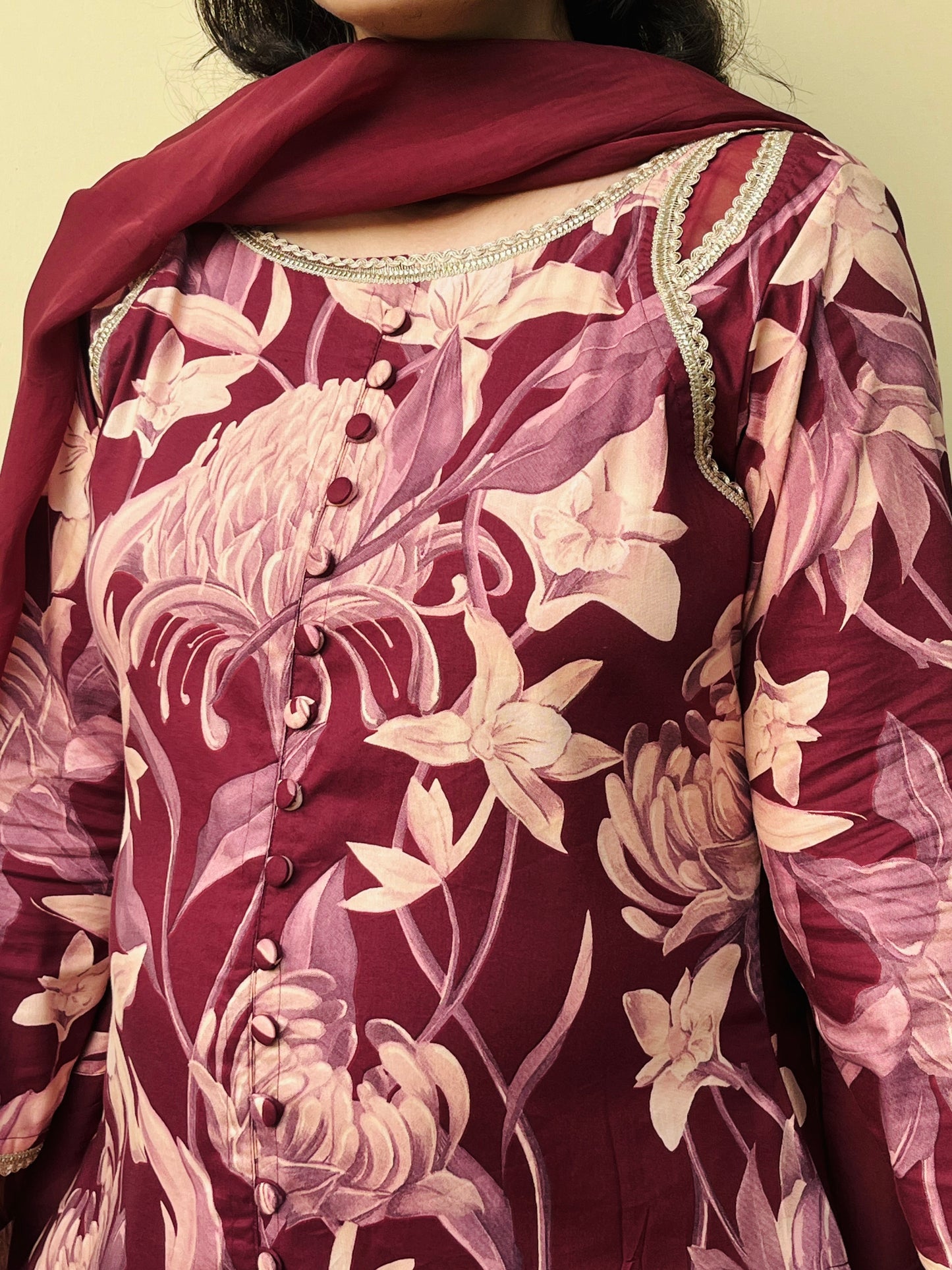 Red & Off White Floral Suit Set