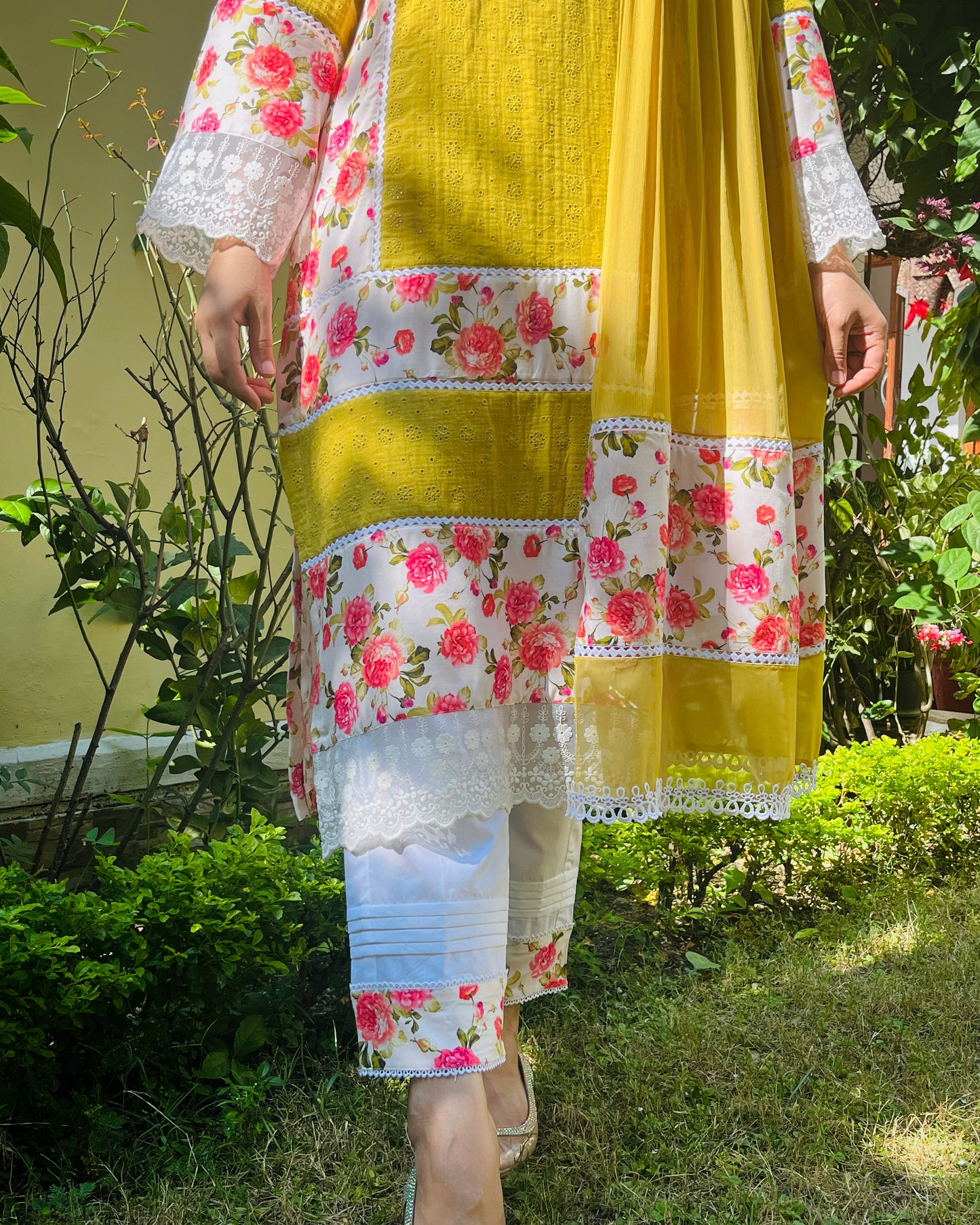 Gulbagh Suit Set