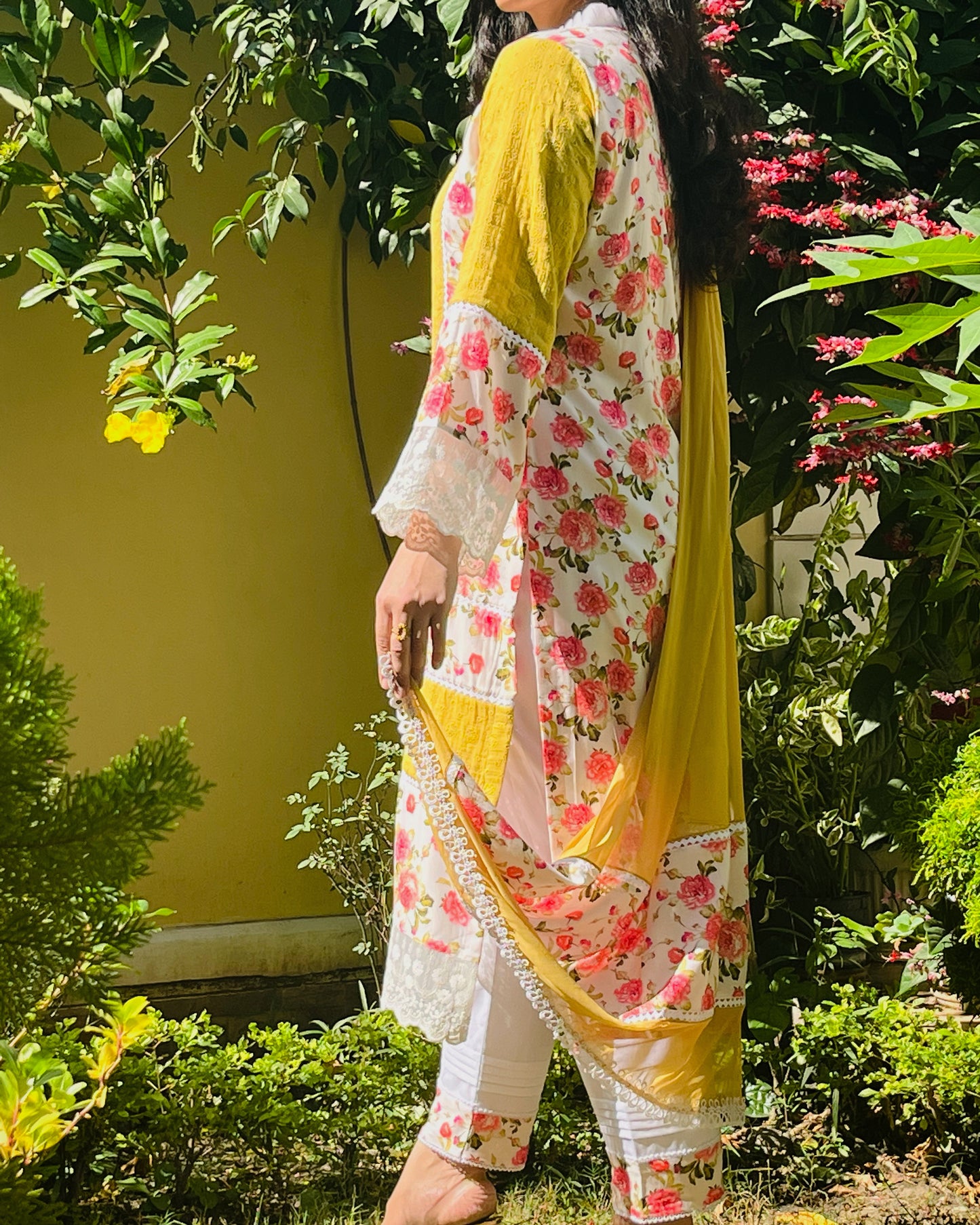 Gulbagh Suit Set