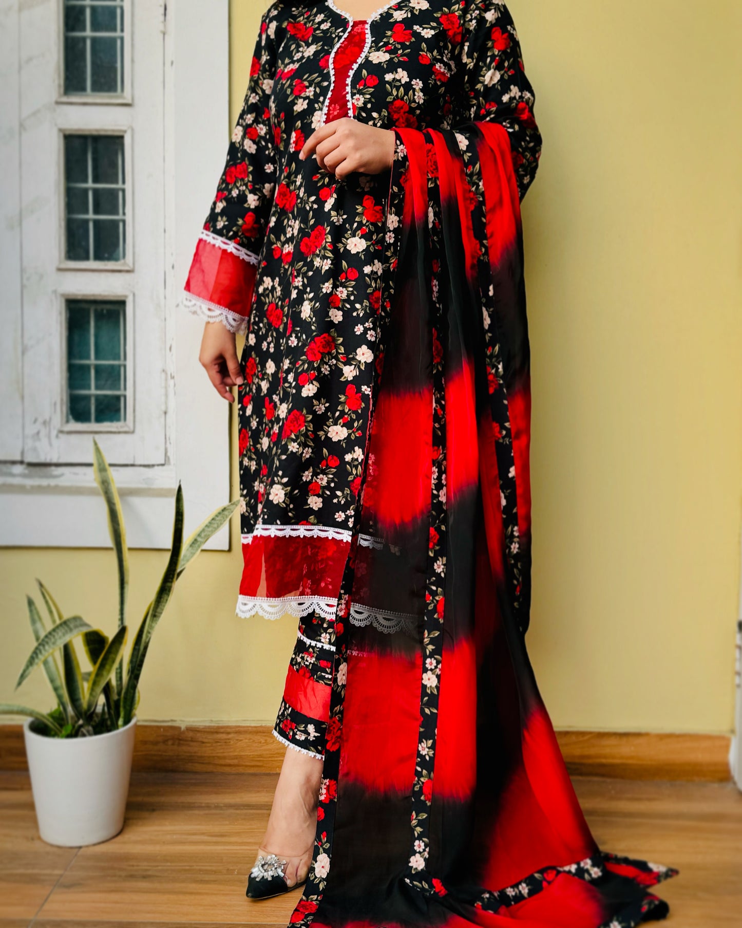 Gulzeb Suit Set