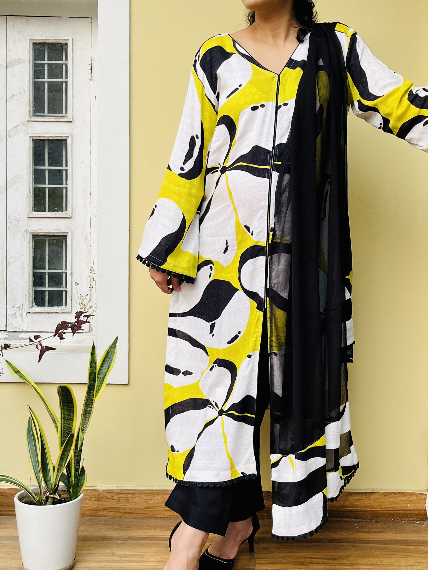 Meher Yellow-Black Suit Set