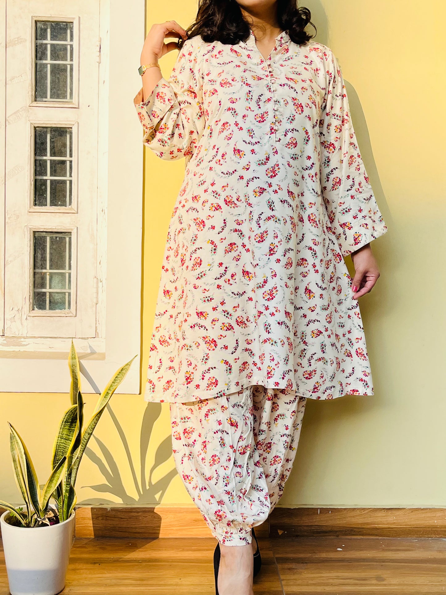 Off-White Floral Winter Coord Set