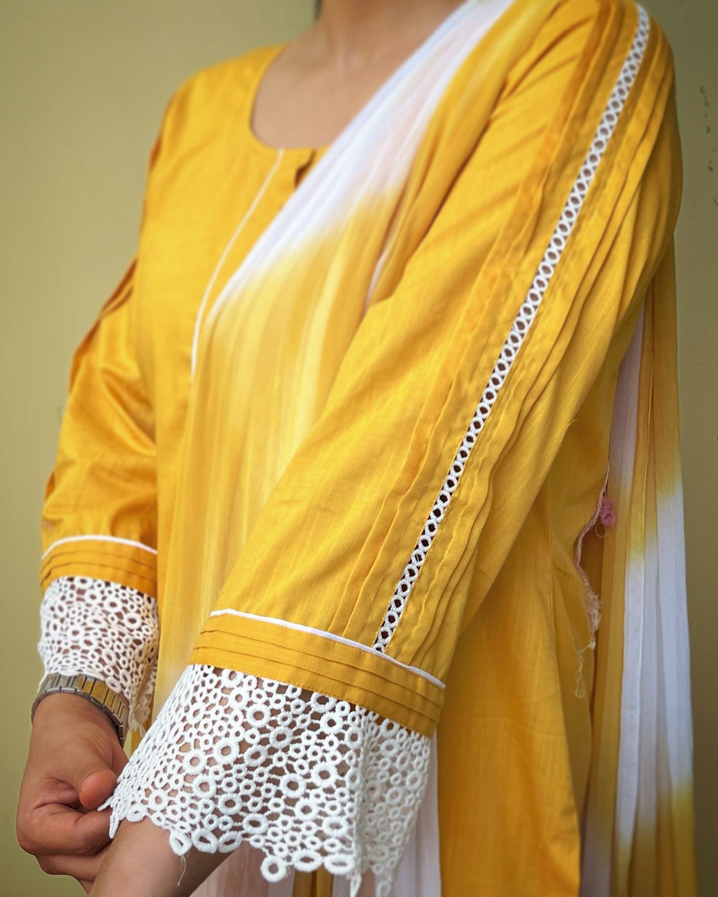 Solid Color Broad Lace Suit Set