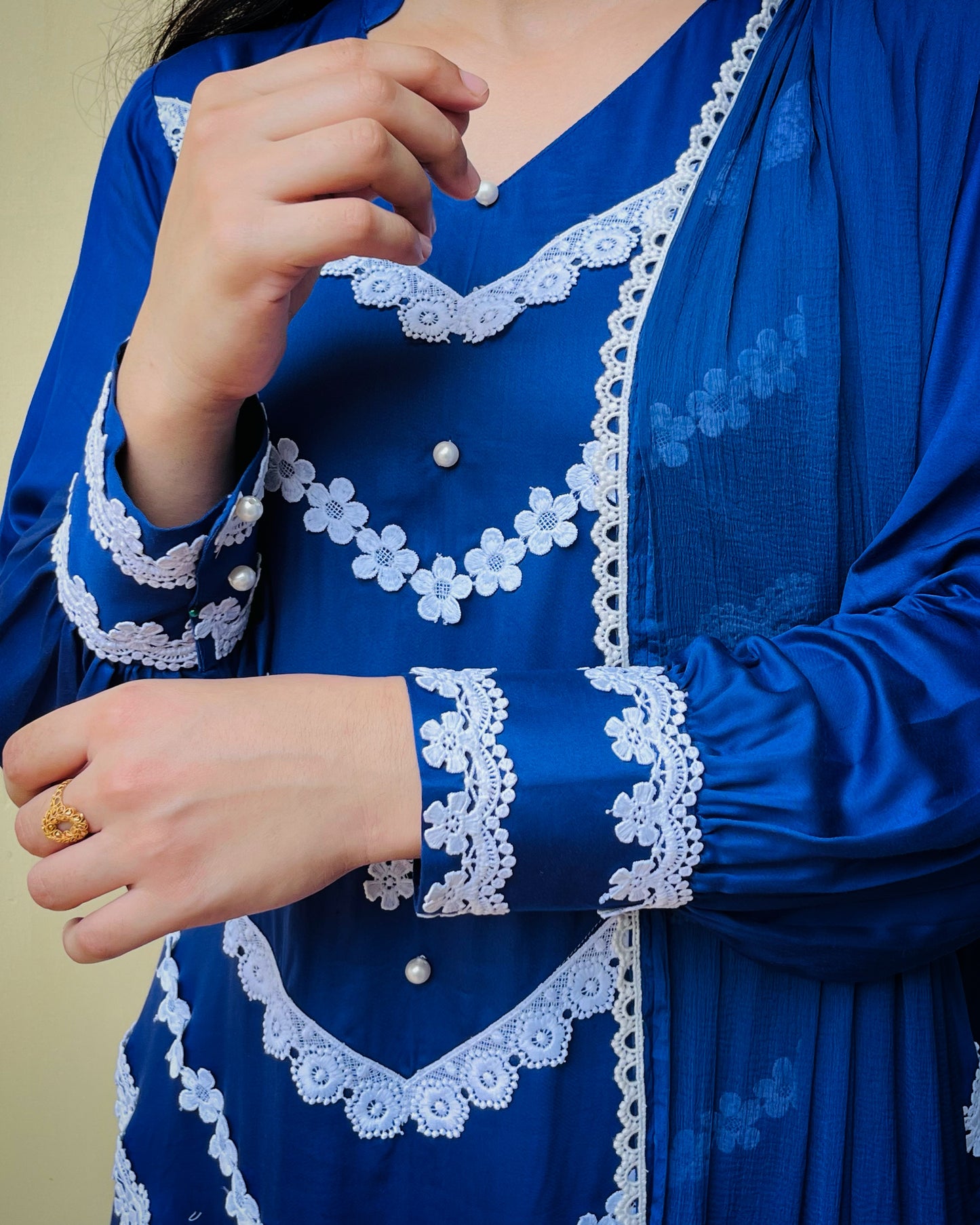 V Shaped Lace Design Suit Set