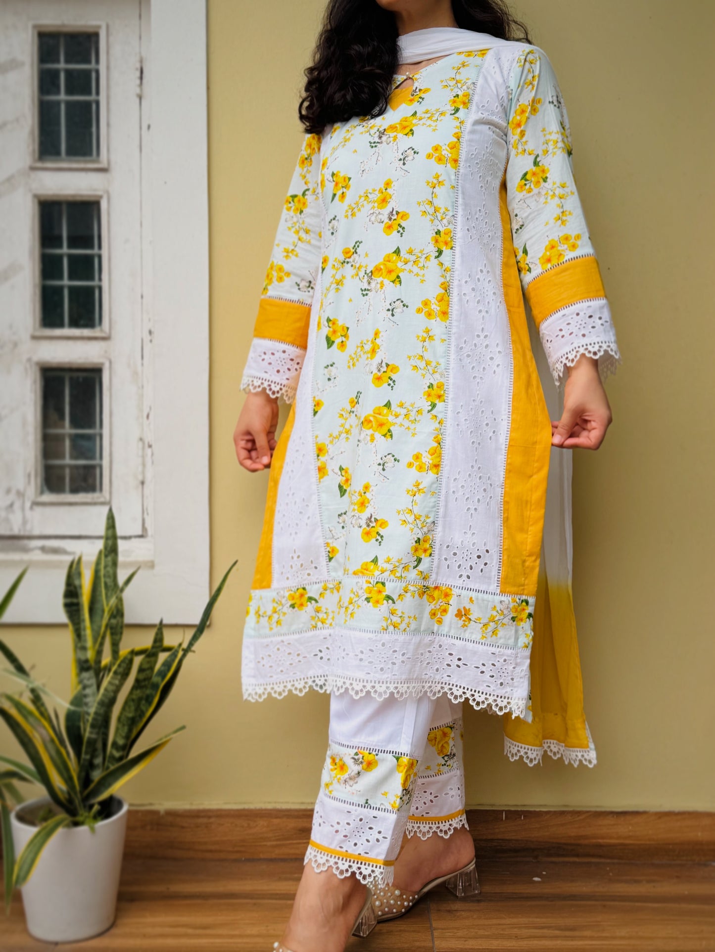 Noor Suit Set