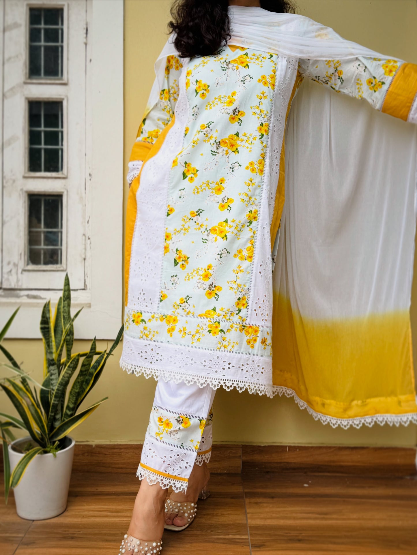 Noor Suit Set