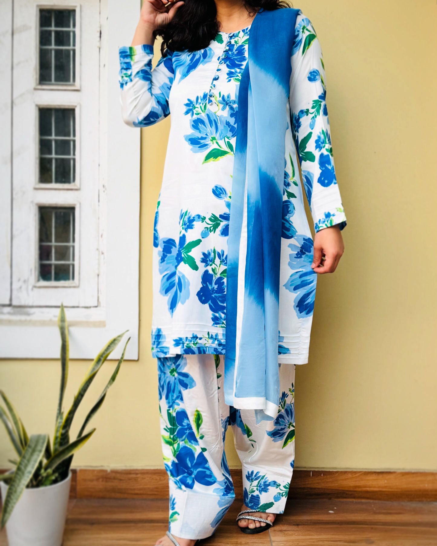 Zubeida Suit Set