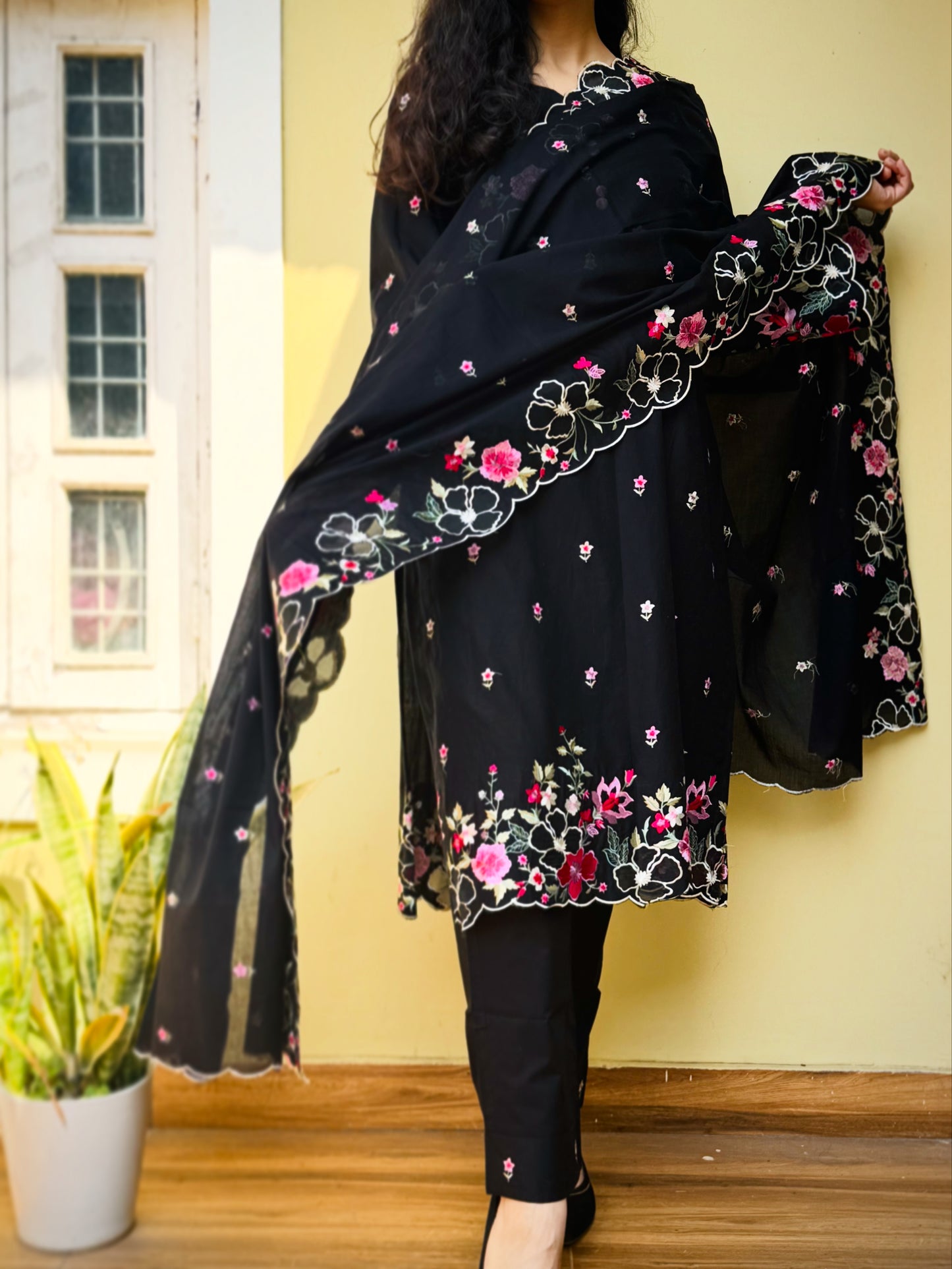 Zareen Pink Suit Set