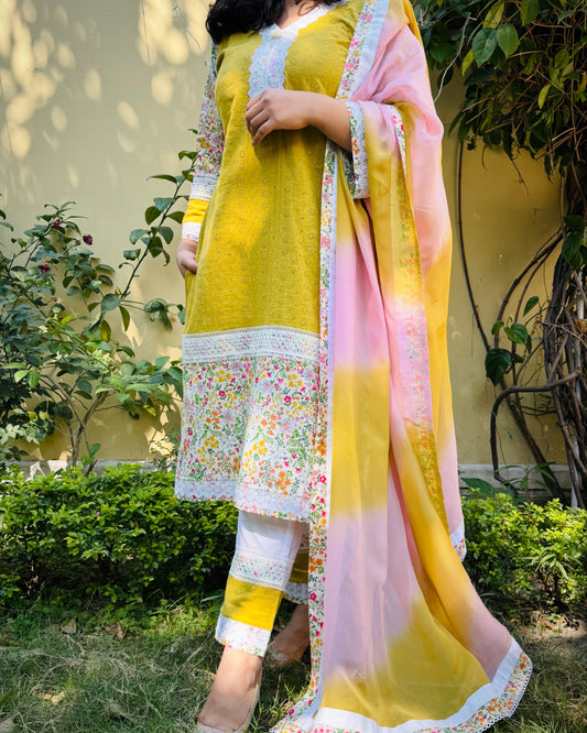 Henna Suit Set